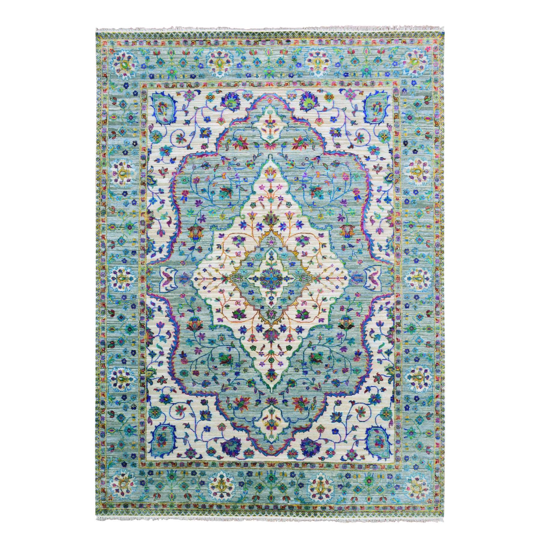 Traditional Rugs LUV677097